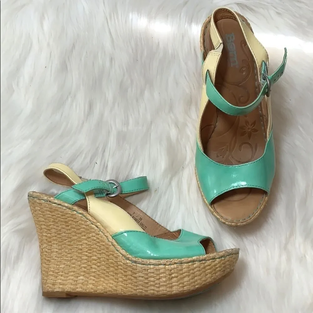 Born Espadrille Wedges Cream/Mint‎ Patent Leather